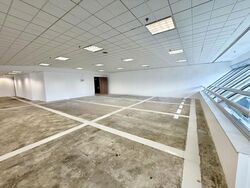Concourse Skyline (D7), Office #566780051
